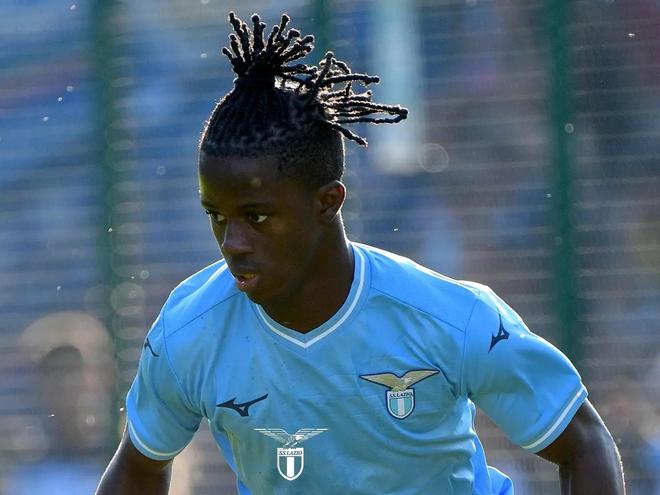 成并驾齐驱 成并驾齐驱