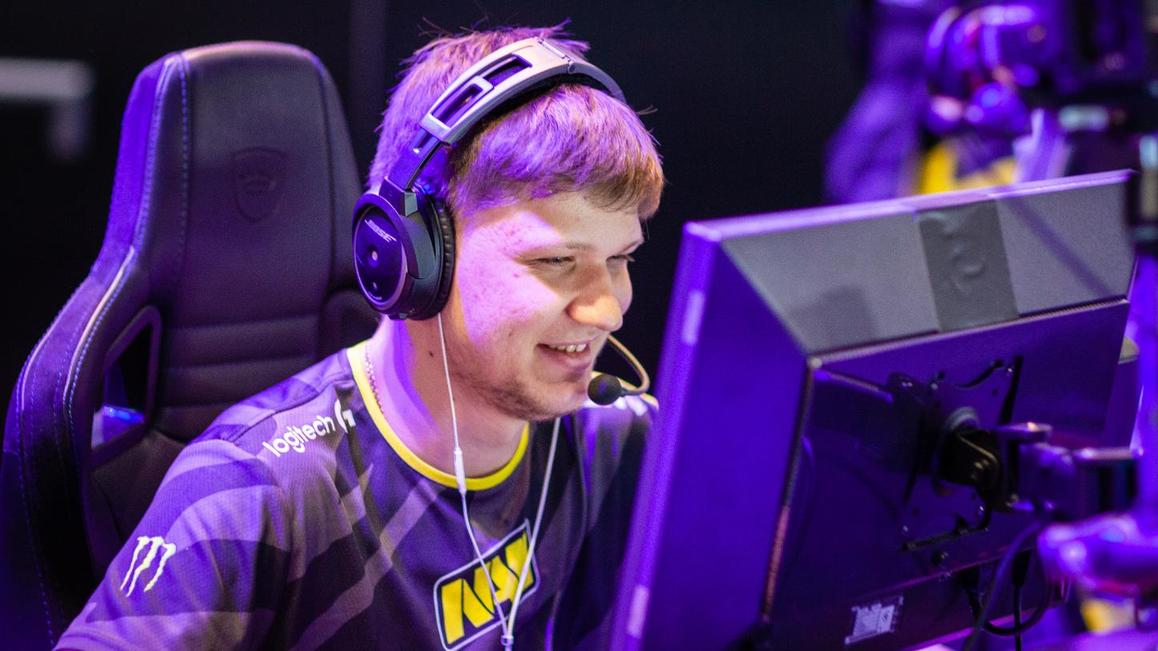 次以象征性 次以象征性